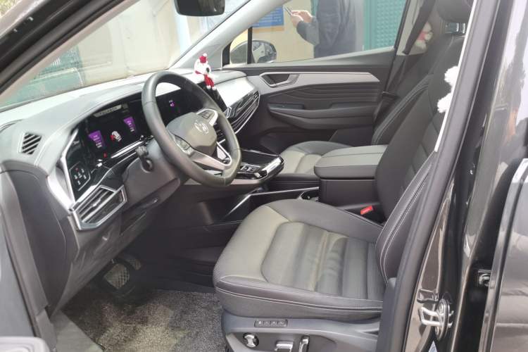 Used Volkswagen Talagon 2024 380TSI All-Wheel Drive Luxury Prestige Pro 7-Seater
