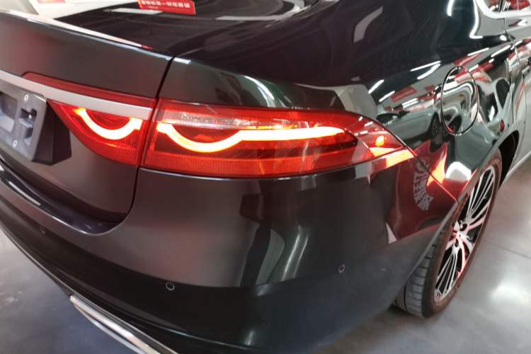 Used Jaguar XFL 2024 2.0T P250 Two-Wheel Drive Prestige Luxury Edition
