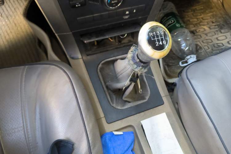 Used Haval H5 Classic 2010 European-style Version Green & Quiet 2.0T Manual Two-Wheel Drive Comfort Edition