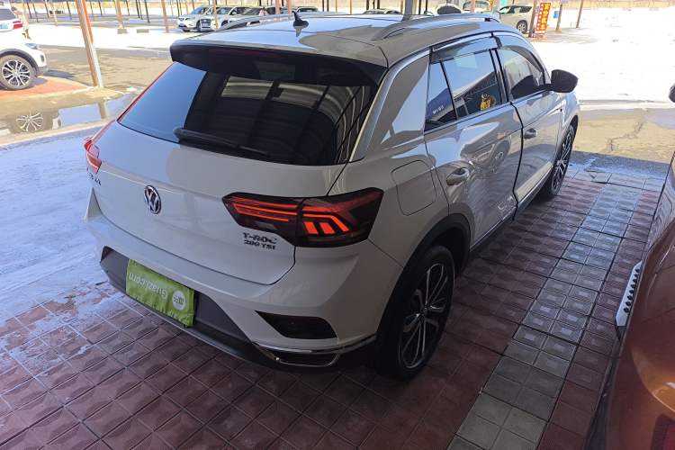 Used Volkswagen T-ROC 2018 280TSI DSG Two-Wheel-Drive Comfort Version China V Standard