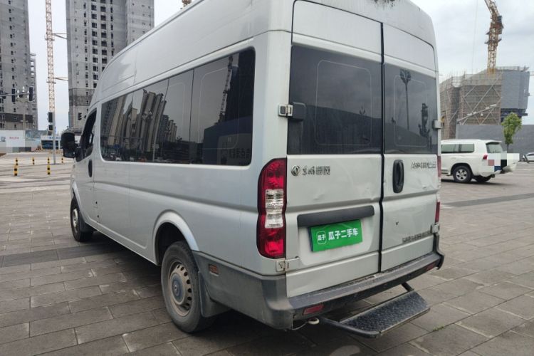 Used Dongfeng Yufeng 2018 2.5T Logistics Vehicle A100 Long Wheelbase High Roof 5-9 Seater China V Emission Standard ZD25 Rear Left 45 Deg