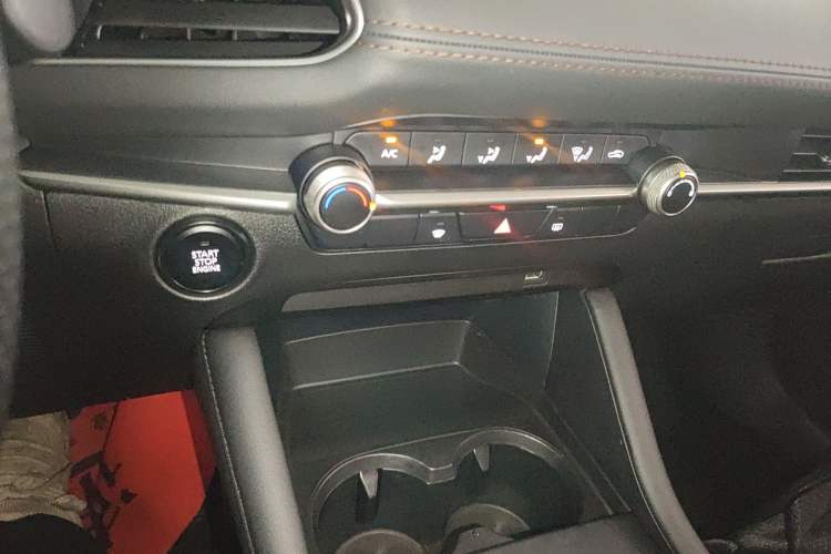 Used Mazda Mazda 3 Axela 2023 1.5L Manual ZhiMei Edition