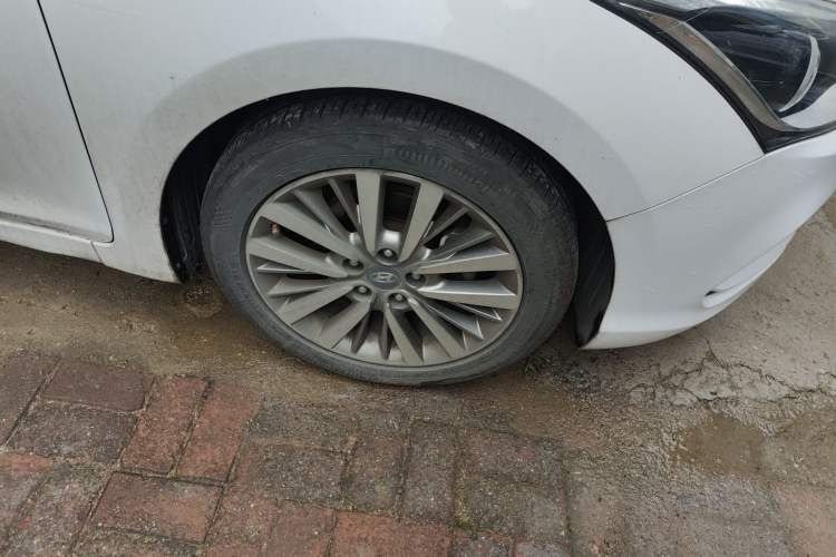 Used Hyundai Mistra 2017 1.8L Automatic Smart GLS China V Standard Right Front Wheel Hub