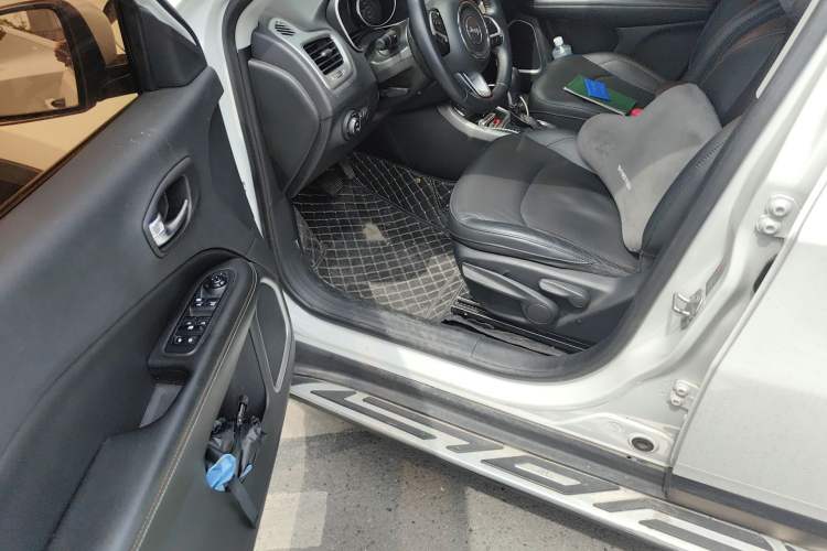 Used Jeep Compass 2017 200T Automatic Family Edition Driver Seat