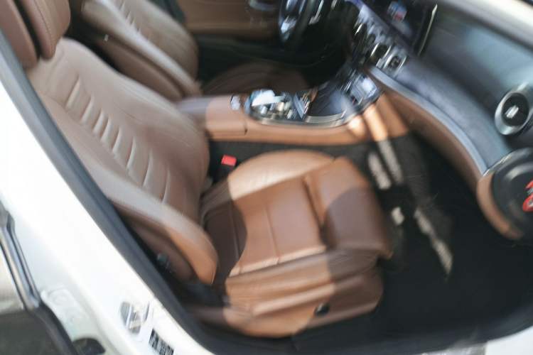 Used Mercedes-Benz E-Class 2018 Facelift E 200 L Sport 4MATIC