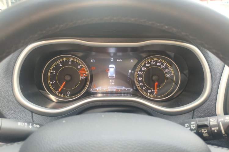 Used Jeep Cherokee 2020 2.0L Two-Wheel Drive Classic Sports Edition Instrument Cluster