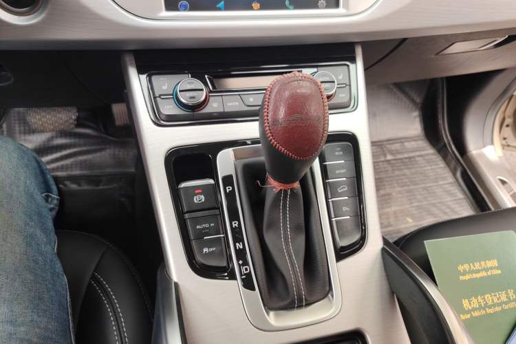 Used Geely Auto Emgrand X7 Sport 2016 1.8TD Automatic Smart Model Gear Lever