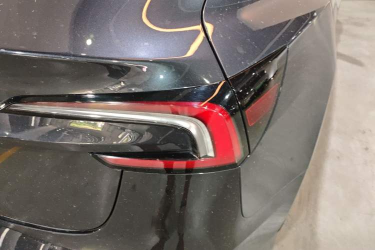 Used Tesla Model 3 2023 Rear-Wheel-Drive Version