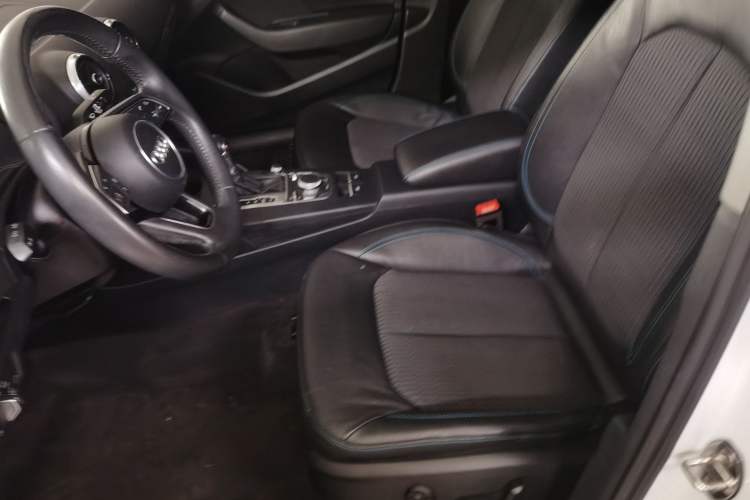 Used Audi A3 2017 Limousine 35 TFSI Fashion Model