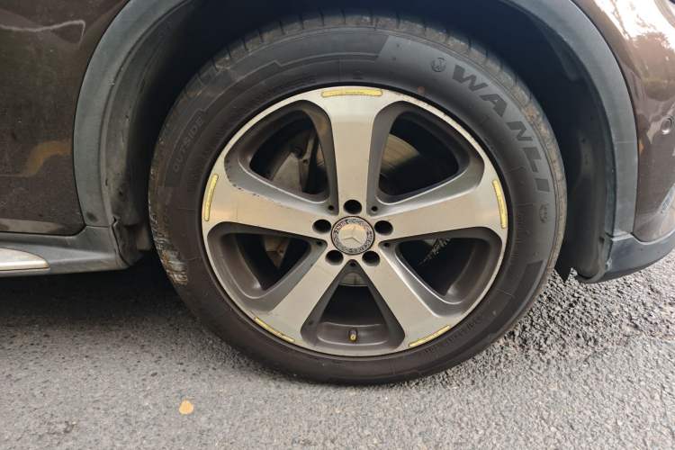 Used Mercedes-Benz GLC 2016 GLC 260 4MATIC Luxury Model