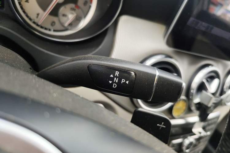 Used Mercedes-Benz GLA 2015 GLA 220 4MATIC Fashion Model