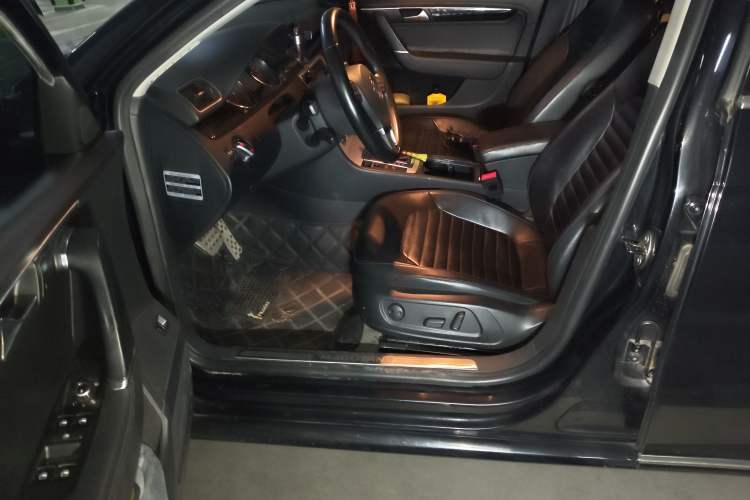 Used Volkswagen Magotan 2012 Revised 1.8TSI Luxury Version