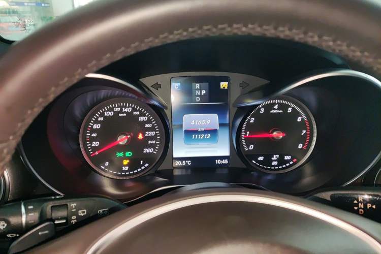 Used Mercedes-Benz GLC 2016 GLC 300 4MATIC Luxury Model