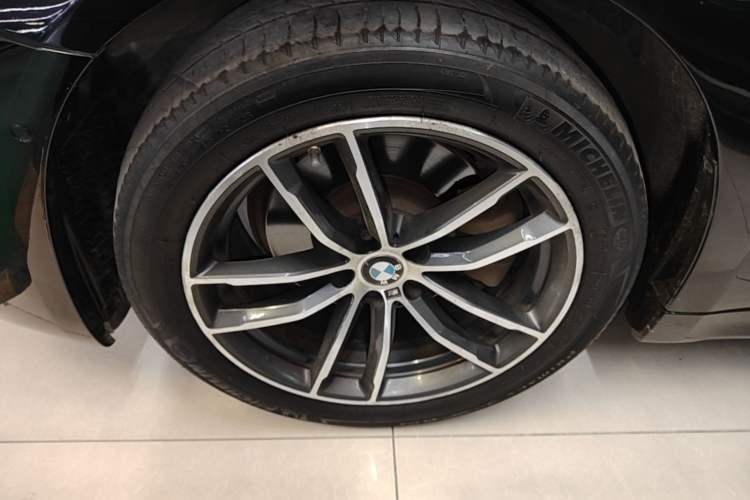 Used BMW 5 Series 2021 525Li M Sport Package