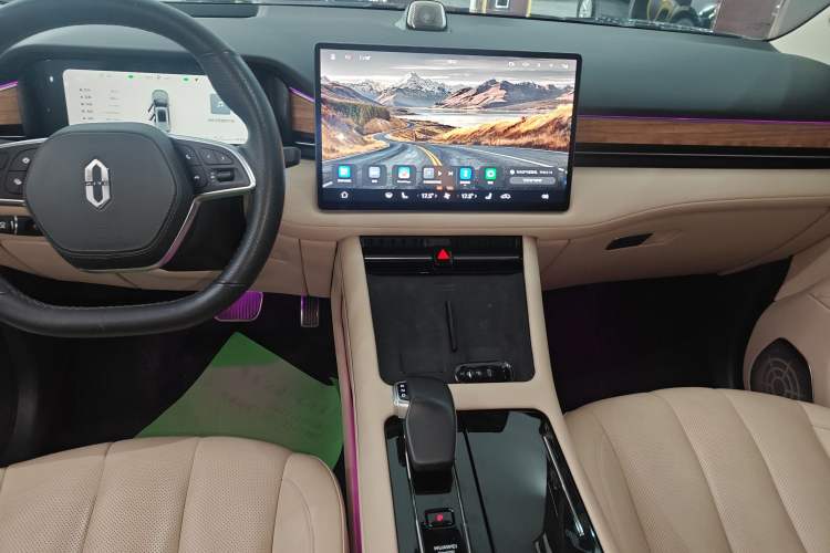 Used Hima AITO M7 2022 1.5T Rear-Drive Comfort Edition Audio And AC Panel