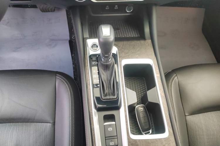 Used Nissan Teana 2022 2.0L XL-TLS Enjoyment Edition Gear Lever