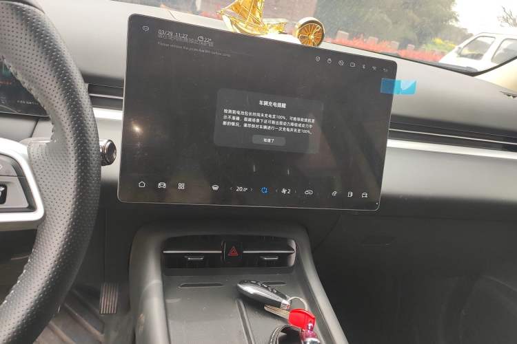 Used Landian E5 PLUS 2025 165 km Long-Range Version PLUS 7-Seater