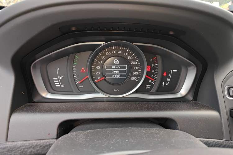 Used Volvo XC60 2017 T5 Smart Upgrade Edition