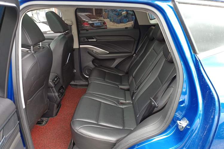 Used Wey VV6 2018 2.0T Two-Wheel-Drive Ultra-Luxury Version China V Standard