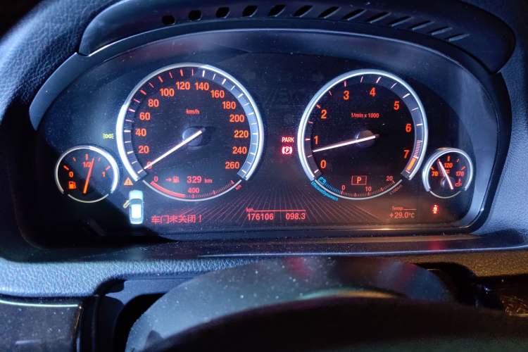 Used BMW 5 Series GT 2011 535i xDrive Luxury Edition
