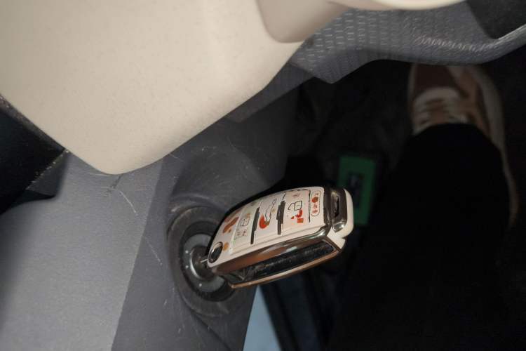 Used Chery QQ Ice Cream 2025 205km Qi Energy Version
