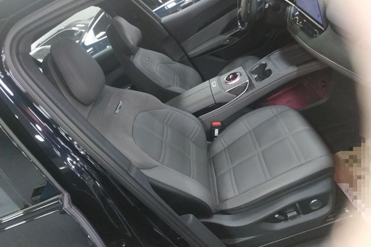 Used Hongqi Tiangong 08 2025 680 Ultra Four-Wheel-Drive Version
