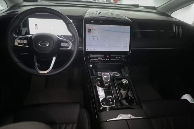 Used GAC Trumpchi M8 2024 Master Series 400T Prestige Edition