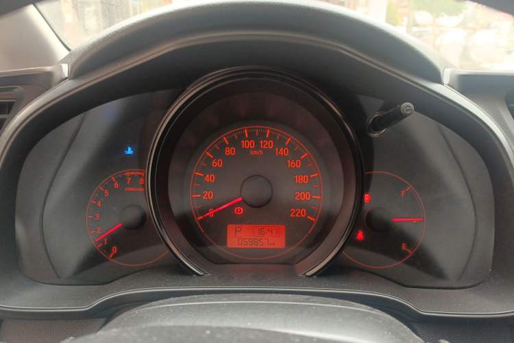 Used Honda Fit 2016 1.5L LX CVT Comfort Model Instrument Cluster