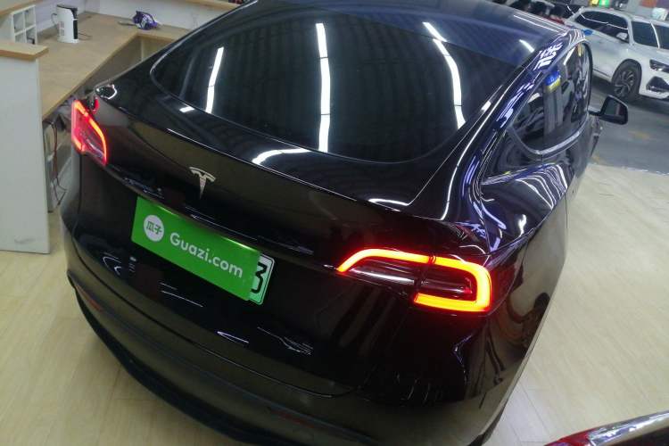 Used Tesla Model Y 2022 Rear-Wheel-Drive Version