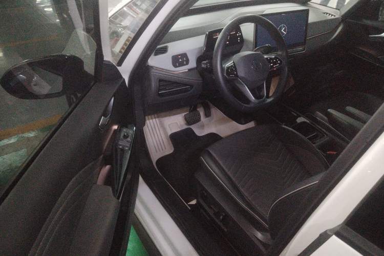 Used Volkswagen ID.3 2025 Smart Edition Outstanding Model
