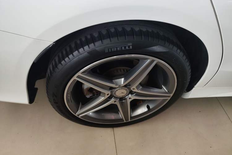 Used Mercedes-Benz C-Class 2015 C 200 station wagon