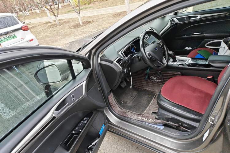 Used Ford Mondeo 2013 2.0L GTDi 200 Fashion Edition
