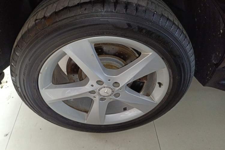 Used Mercedes-Benz M-Class 2014 ML 320 4MATIC
