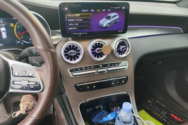 Used Mercedes-Benz GLC 2022 Refreshed GLC 300 L 4MATIC Dynamic Edition Audio And AC Panel