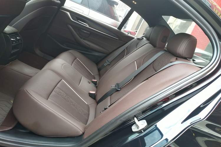 Used BMW 5 Series 2022 Second Facelift 530Li Leading Edition M Sport Package