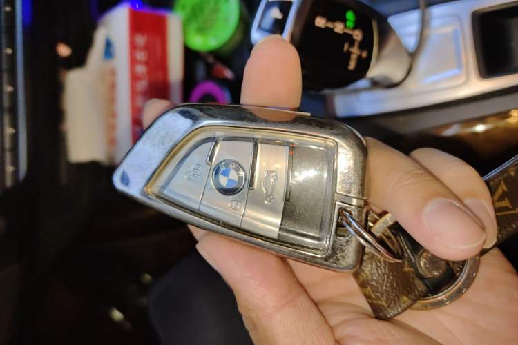 Used BMW X5 2013 xDrive35i Luxury Model Vehicle Key