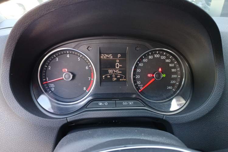 Used Volkswagen Polo 2016 1.6L Automatic Comfort Model
