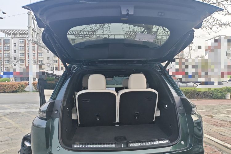 Used Li Auto L8 2023 Pro Model
