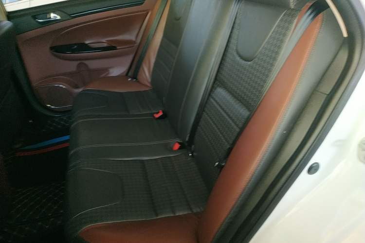 Used BYD Surui 2016 1.5L Manual Elite Edition
