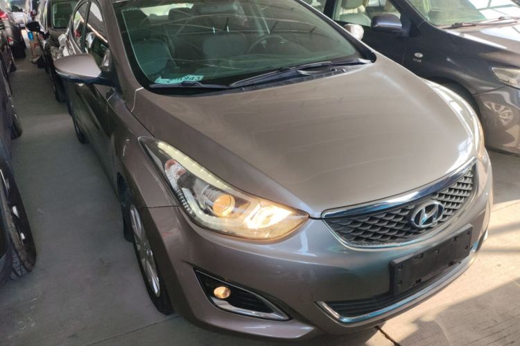 Used Hyundai Elantra (5th Generation / Langdong) 2016 1.6L Automatic Prestige Model Front Right 45 Deg