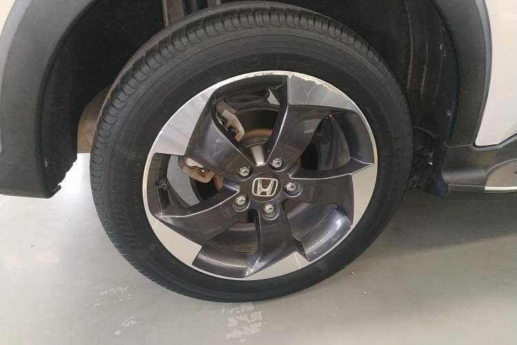 Used Honda Vezel 2017 1.8L CVT Front-Wheel Drive Pioneer Edition
