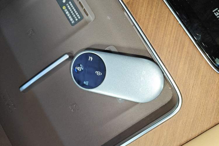 Used Hima AITO M9 2024 Range-Extended Ultra Version 42 kWh 6-Seater Model
