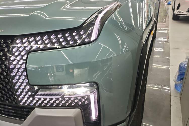 Used Yangwang U8 2023 Luxury Edition
