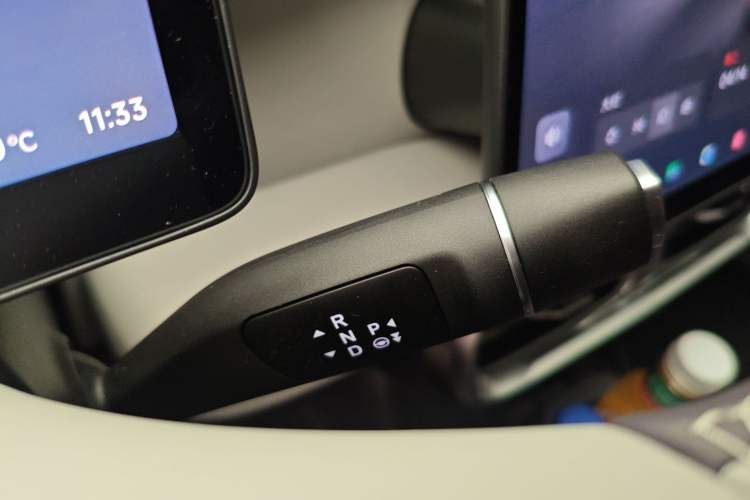 Used Leapmotor B10 2025 510 Joyful Edition Gear Lever