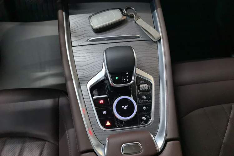 Used Chery Tiggo 8 PRO 2025 390T Two-Wheel Drive Prestige Version I
