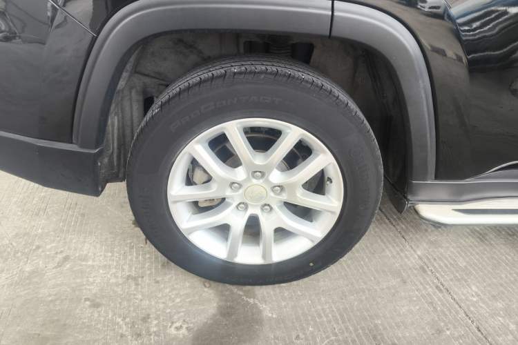 Used Jeep Commander 2018 2.0T Two-Wheel Drive Enjoyment Version China VI Emission Standard