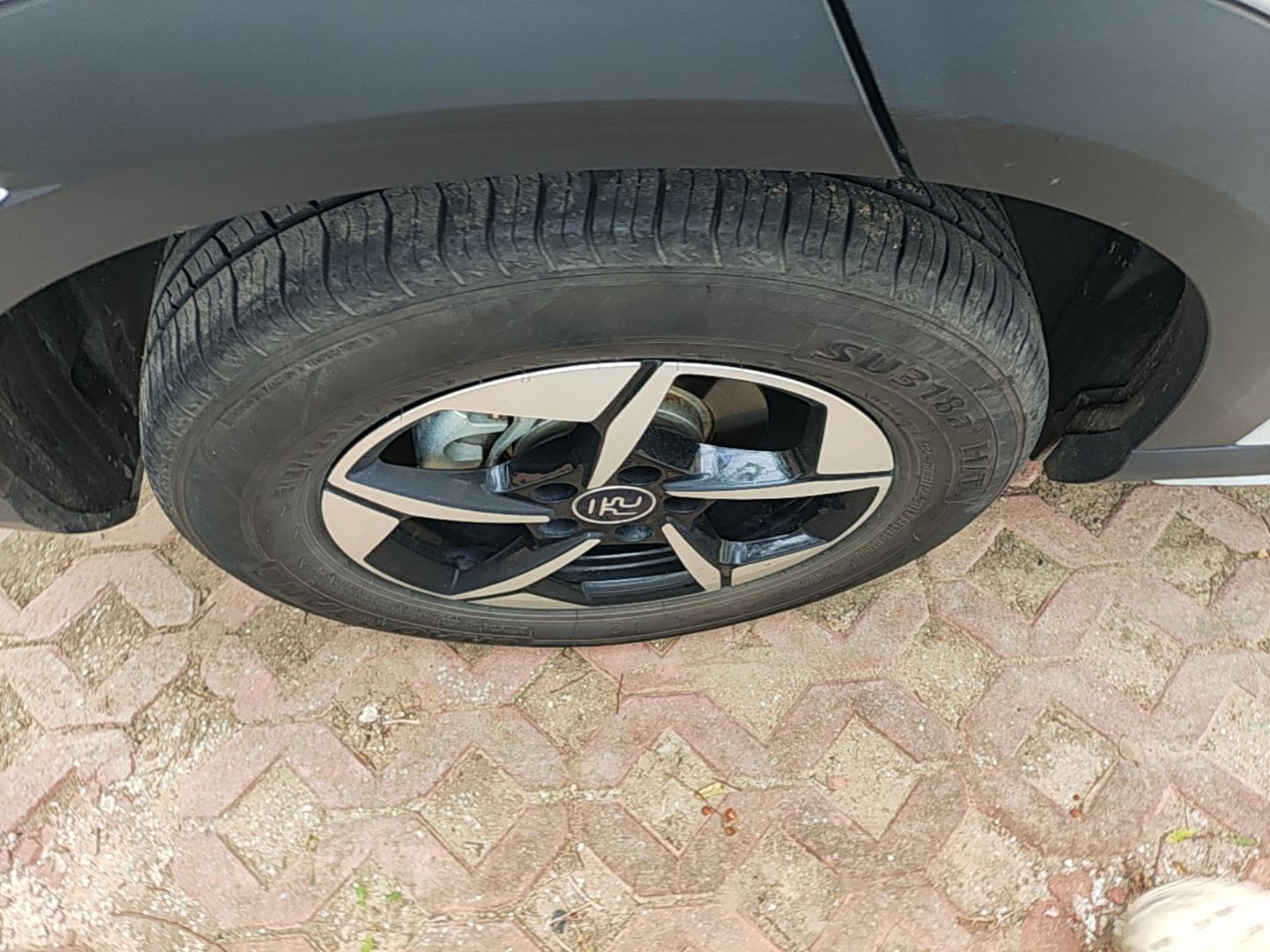 BYD Yuan UP 2024 401KM Leading Edition — снимка 11