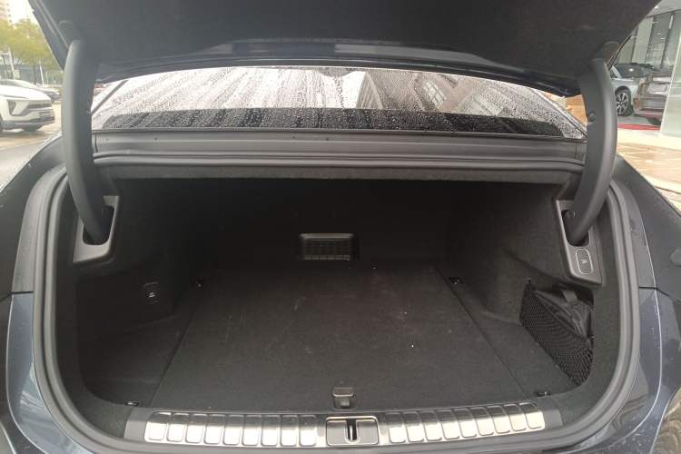 Used Nio ET9 2025 100 kWh