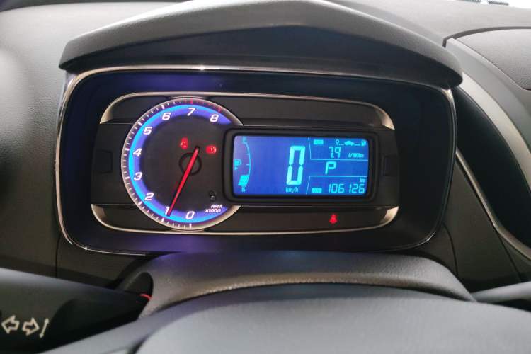 Used Chevrolet Trax 2016 1.4T Automatic Two-Wheel Drive Comfort Version with Sunroof