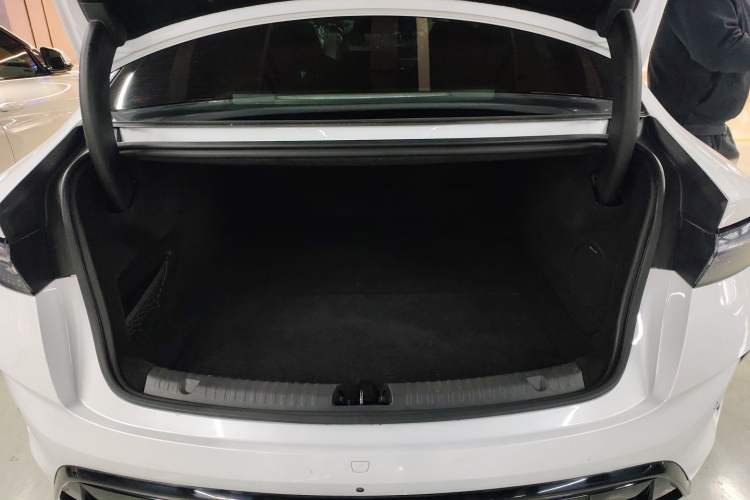 Used BYD Seal 2022 550 km Standard Range Rear-Wheel Drive Prestige Version
